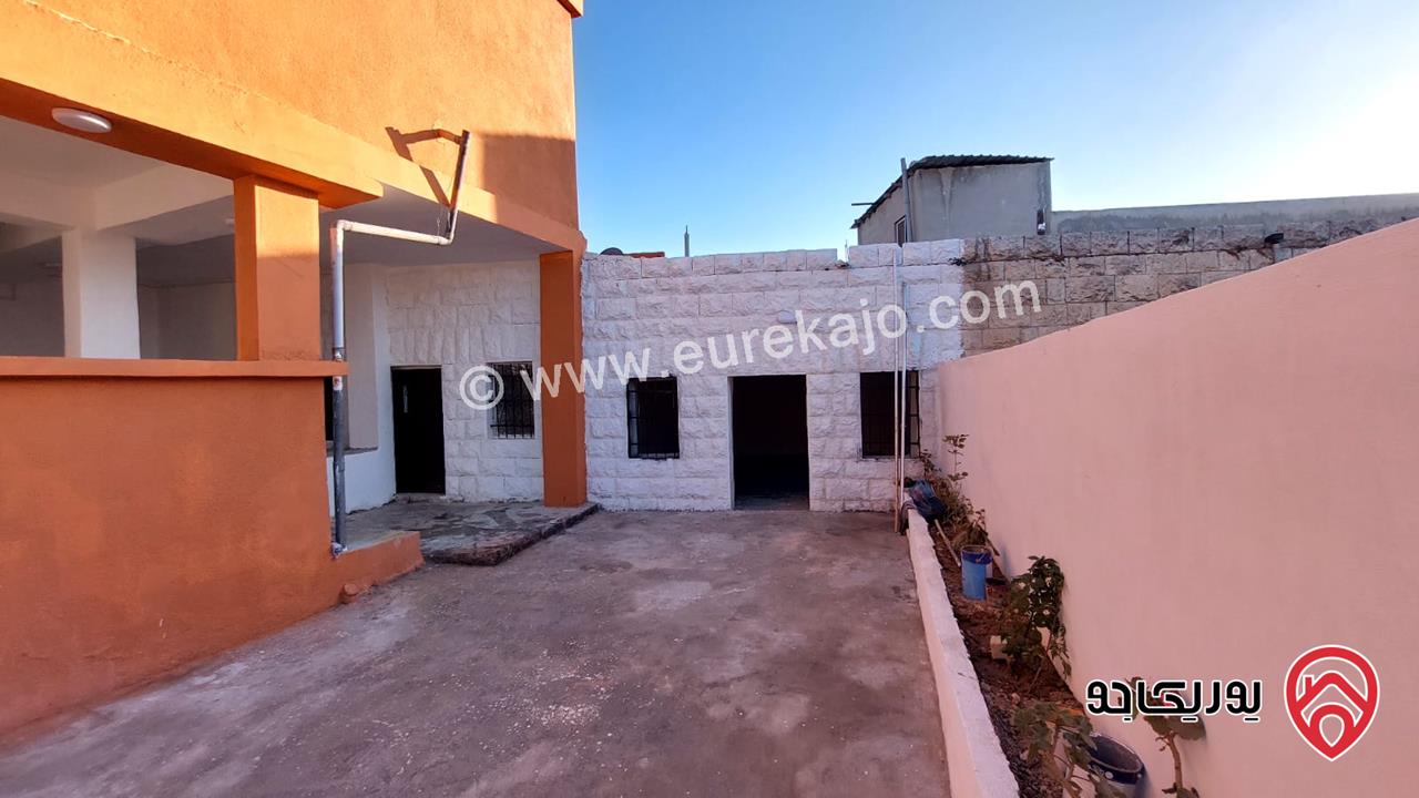 منزل مستقل مساحة 260م للبيع في عجلون - عبين 