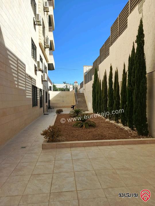 شقة سوبر ديلوكس طابق شبه ارضي مساحة 200م داخلي و 250م خارجي للايجار في عمان - ضاحية النخيل