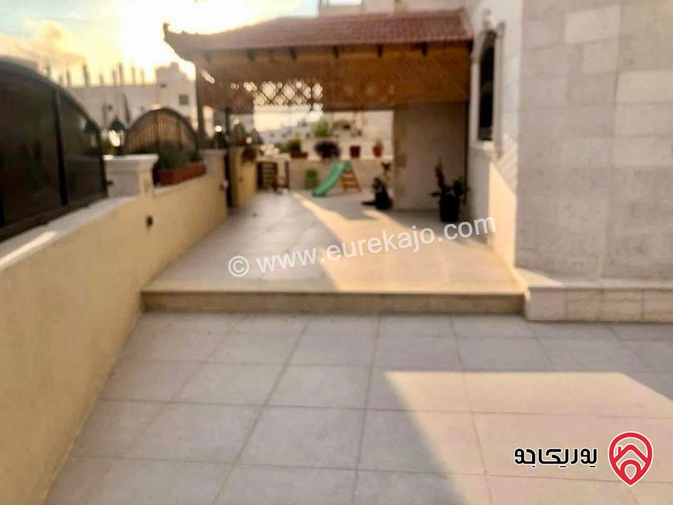 فيلا مميزة مساحة 500م على أرض 320م للبيع في عمان - ابو علندا جبل الحديد 