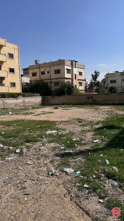 قطعة ارض مساحة 744م للبيع في الزرقاء - السخنة