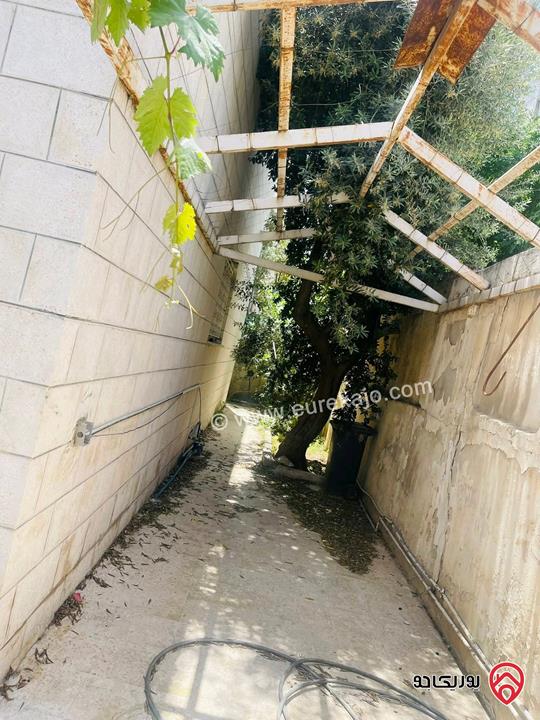 بناء سكني مساحة 740م على ارض 416م للبيع في عمان - ضاحية الحاج حسن 