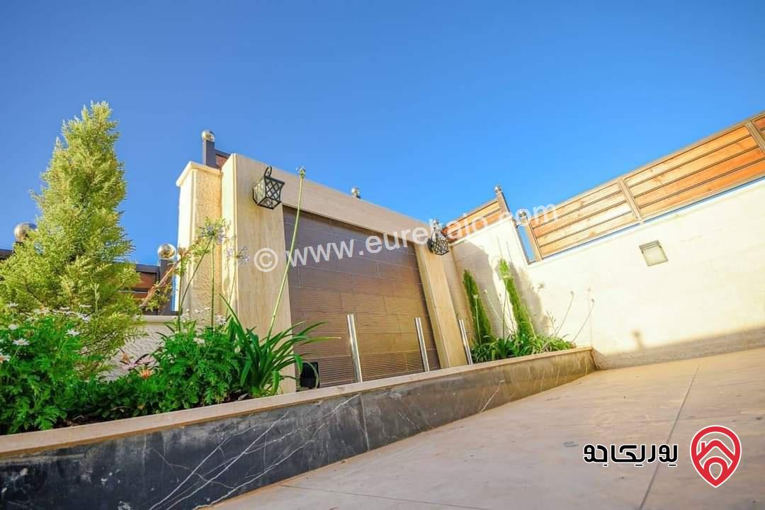 شقق فخمة مساحة 155م للبيع في عمان - خلدا ( ارضيات واخير مع روف وطوابق )