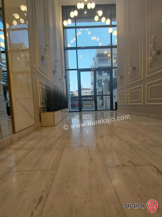 شقة فارغة مساحة 140م طابق ثالث للايجار في عمان - ام السماق 