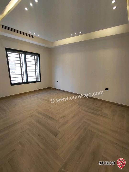 شقة فاخرة مساحة 240م طابق أول للايجار في عمان - خلدا 