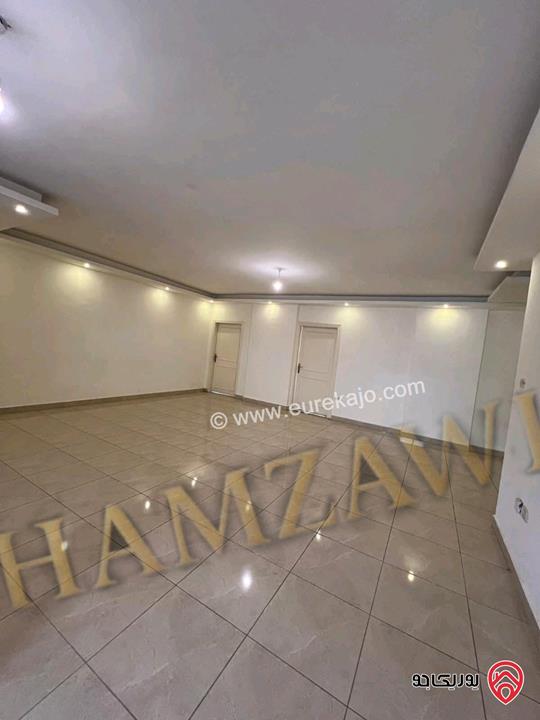 شقة فارغة طابق ثاني مساحة 190م للايجار في عمان - الدوار السابع 