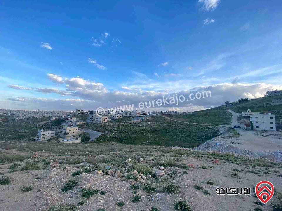 رابط الفيديو - قطعة ارض مساحة 379م للبيع في الزرقاء- شومر