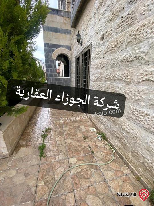 شقة ارضية مساحة 140م مع ترس وكراج خاص فارغة للايجار في عمان - الياسمين 