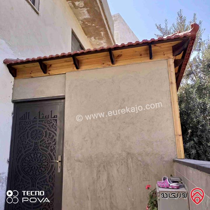 منزل مساحة 220م على أرض 275م للبيع في عمان - ام نوارة 