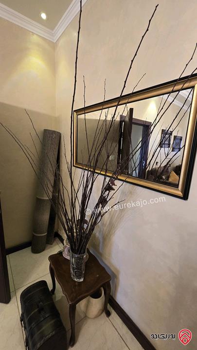 فيلا مساحة 330م على أرض 405م للبيع في عمان - طريق المطار البنيات 