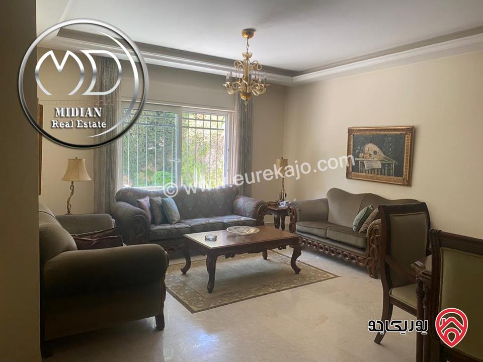 شقة أرضية دوبلكس للبيع في عمان - ضاحية النخيل مساحة 275م مع ترس و حديقة 200م تشطيبات سوبر ديلوكس بسعر مميز