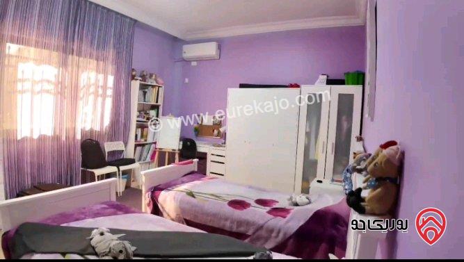 شقة طابق أول مساحة 164م للبيع في عمان - البنيات