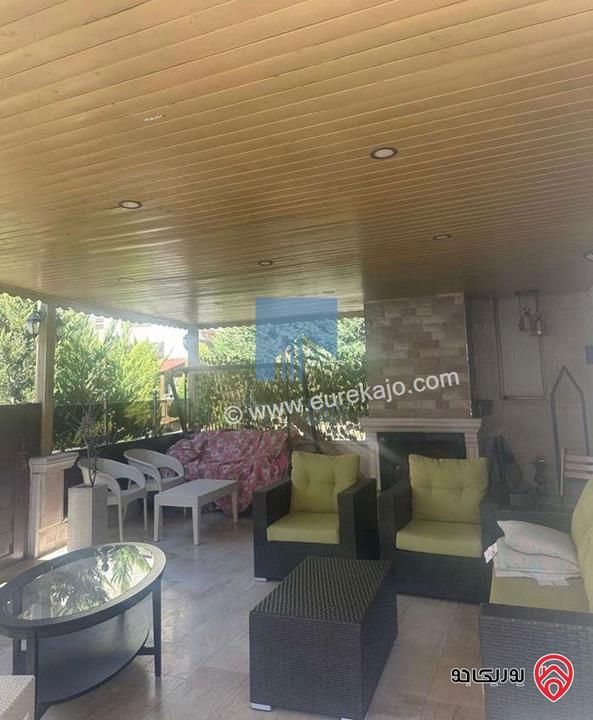 شقة أرضية فاخرة للبيع في عمان - الكرسي قرب المخابرات 180م مع ترسات 70م بسعر مغري