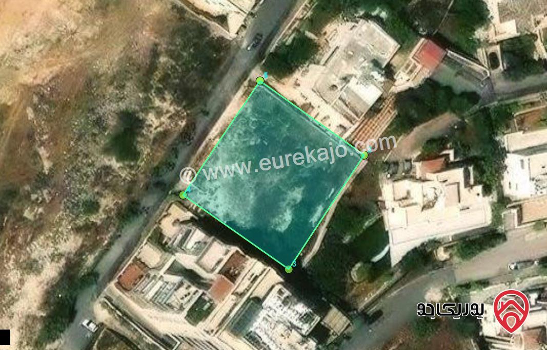 قطعة ارض مميزة مساحة 1074م للبيع من أراضي غرب عمان /وادي السير ثاني نمره عن شارع كوريدور عبدون 