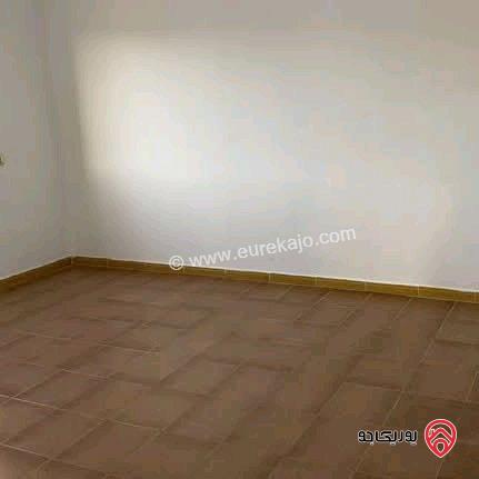 شقة فارغة مساحة 145م طابق ثاني للايجار في عمان - منطقة البيادر خربة سارة