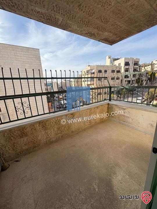 شقة مميزة طابق ثالث 162م تشطيب سوبر ديلوكس للبيع في عمان - أم السماق