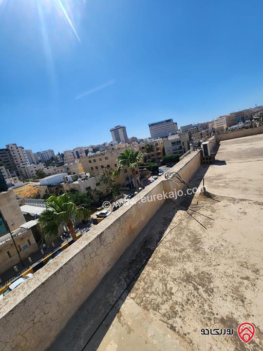 عمارة سكنية على أرض 1 دونم و 350م للبيع في عمان - جبل الحسين