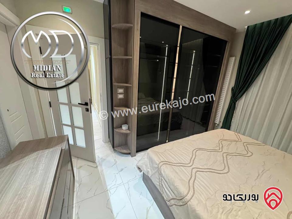 شقة شبه ارضي مفروشة للايجار في عمان - عبدون مساحة 140م مع ترس و حديقة 130م تشطيبات و ديكورات عصرية فرش فاخر جداً