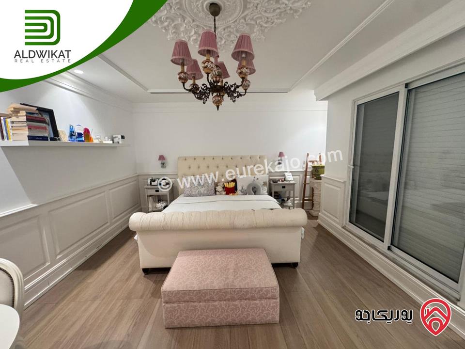 فيلا فاخره مفروشه مستقلة للبيع في عمان - دابوق مساحة البناء 800م ، الارض 770م ، الحديقة 200م والترس 200م