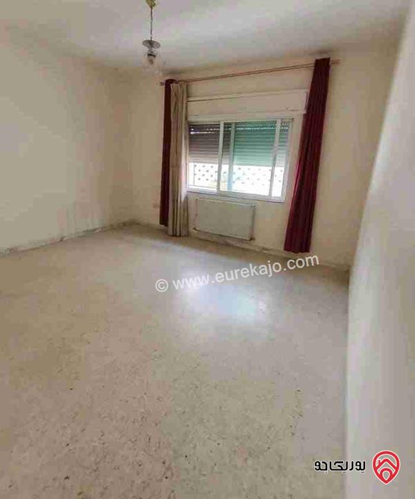 شقة فارغة طابق شبه أرضي مساحة 130م للايجار في عمان - ضاحية الرشيد 