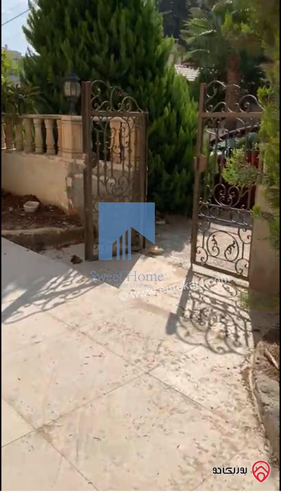 شقة أرضية مميزة للبيع في عمان - أم السماق - خلف الدر المنثور 210م مع حديقة وترسات 120م بسعر مغري