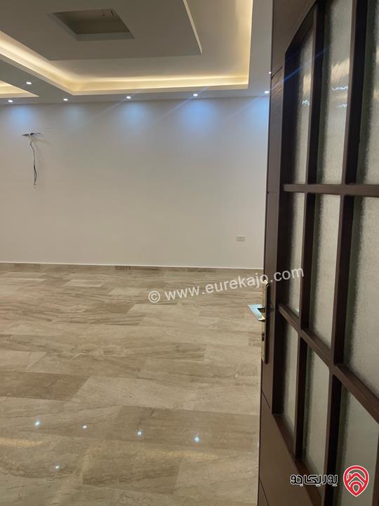 شقة شبه ارضية مساحة 168م داخلي و 100م خارجي للبيع في عمان - ضاحية الرشيد