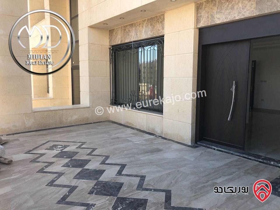 شقق ارضية و شبه ارضي جديدة للبيع في عمان - تلاع العلي مساحات 180م مع تراسات و حدائق تشطيبات سوبر ديلوكس بأسعار مميزة