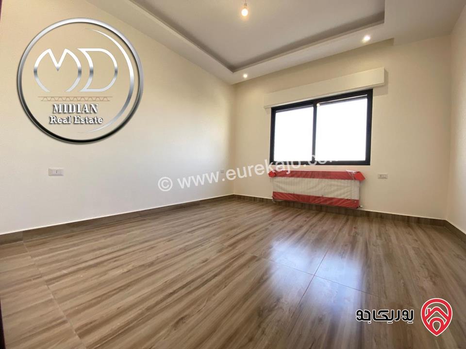 شقق ارضية وشبه ارضي للبيع في عمان - الرابية مساحات 150م & 160م مع تراسات و حدائق جديدة لم تسكن بأسعار مميزة