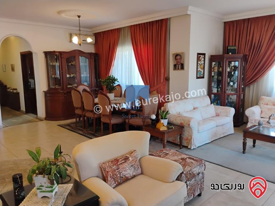 شقة فاخرة للبيع في عمان - الجندويل طابق اول 200م تشطيب سوبر ديلوكس بسعر مغري