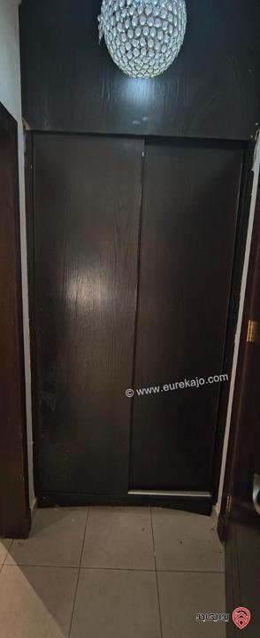 شقة مساحة 218م طابق ثاني للبيع في عمان - خلدا 