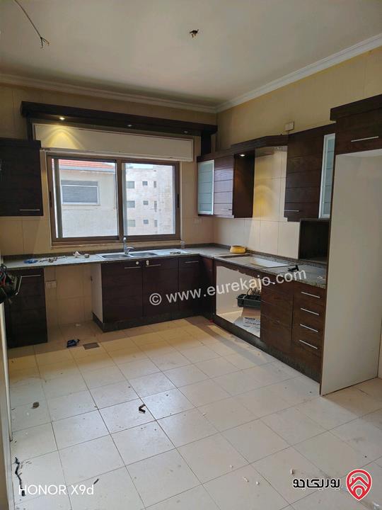 شقة طابق أول مساحة 160م للايجار في عمان - ام السماق