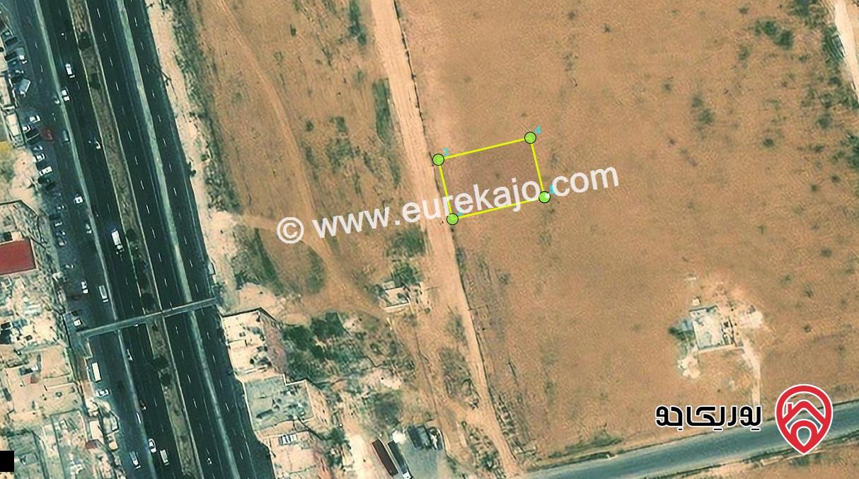 ارض مساحة 743م للبيع من اراضي جنوب عمان الجيزة - الحجرة قرب الشارع الرئيسي