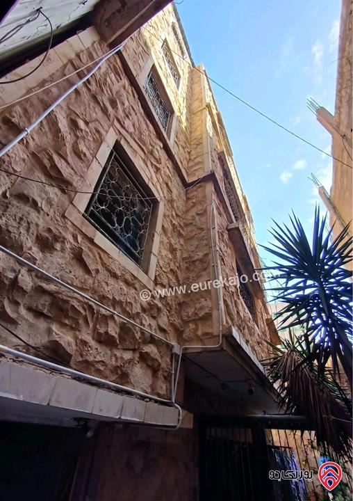 عمارة تجارية على أرض 385م للبيع في الزرقاء الجديدة