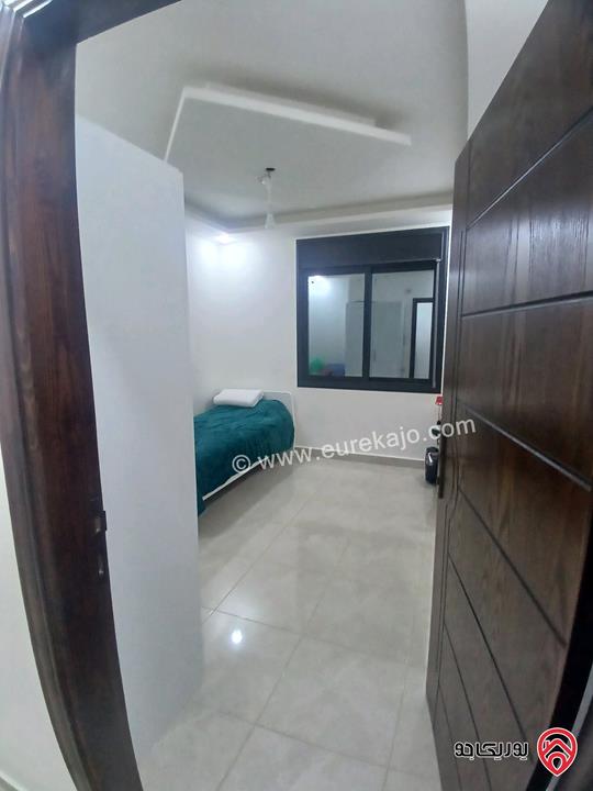 شقة سوبر ديلوكس مساحة 110م طابق اول فني للبيع في اربد - قرب قصر العوادين