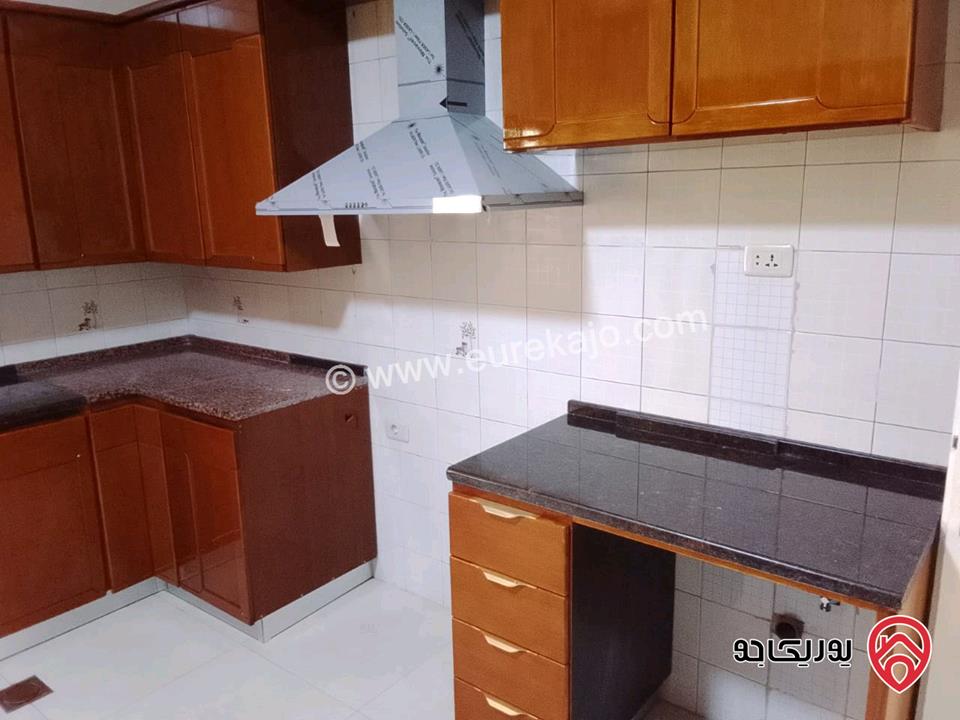 2nd floor apartment 230 m² for rent in Amman - Tla Al Ali
