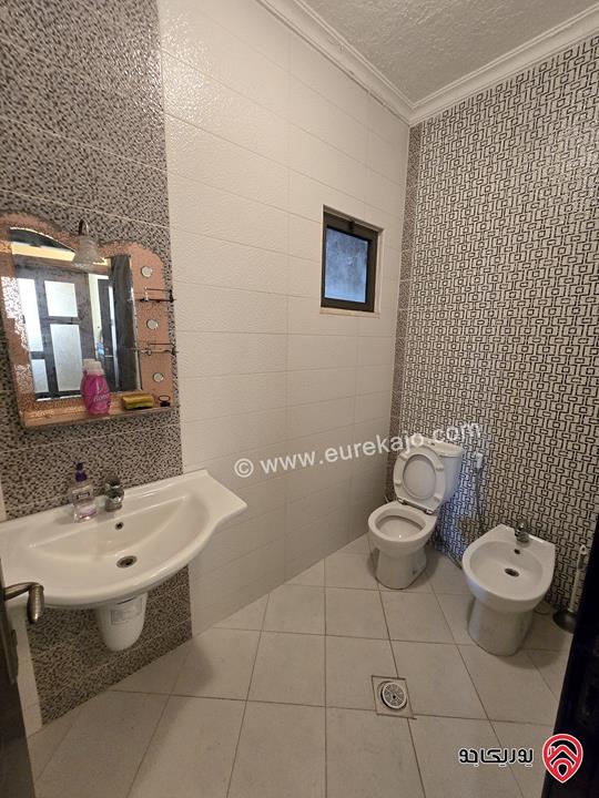 شقة مفروشة مساحة 220م طابق ثالث للإيجار في عمان - أم السماق