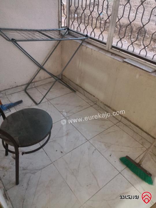 شقة مفروشة أرضية مساحة 65م للايجار في اربد 