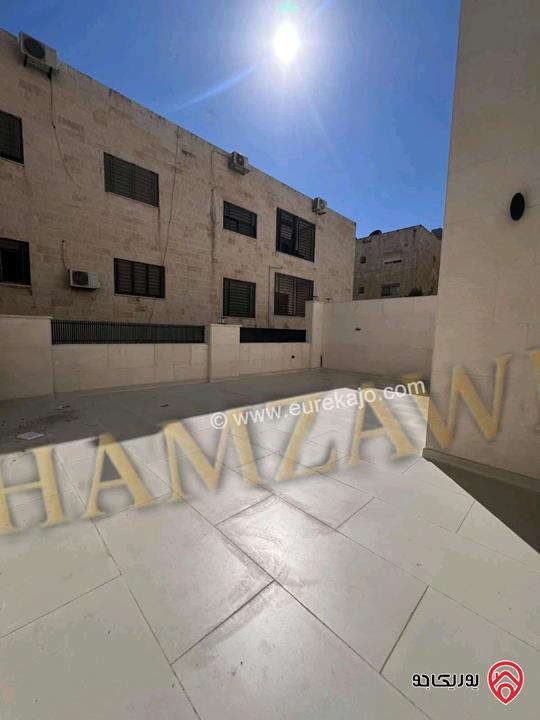 شقة أرضية مساحة 170م داخلي و 160م خارجي للايجار في عمان - حي الصحابة طريق المطار 