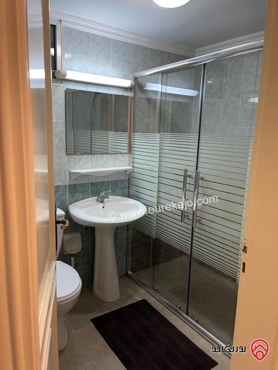 شقة فاخرة مفروشة أرضية مساحة 150م للايجار في عمان - ام اذينة