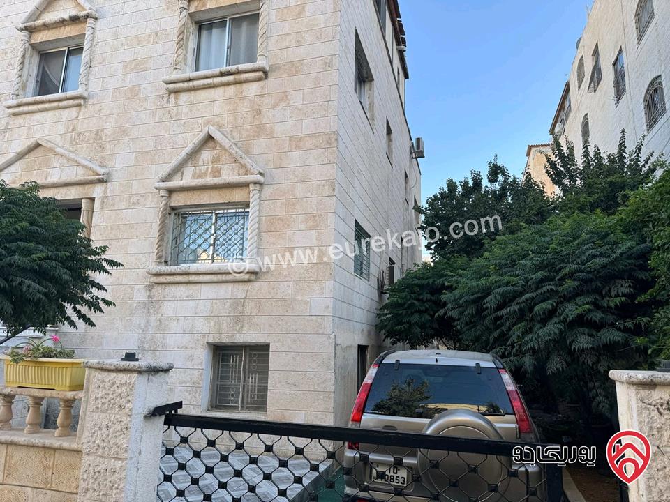 منزل مكون من 4 طوابق على أرض 850م للبيع في عمان - الياسمين
