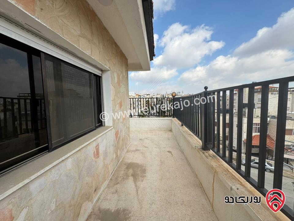 شقة فاخرة طابق ثالث مساحة 401م للبيع في عمان - الشميساني