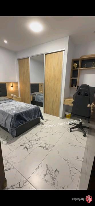 شقة طابق ثاني مساحة 205م للبيع في عمان - خلدا