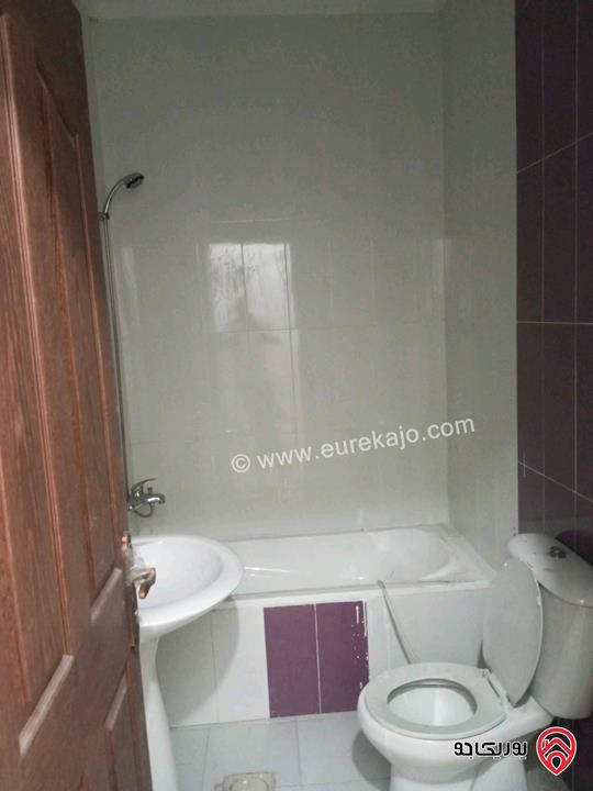 شقة أرضية مساحة 127م داخلي و 100م خارجي للبيع في عمان - ام نوارة