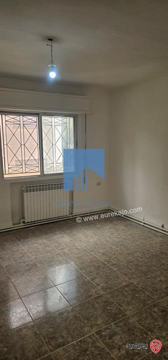 شقة ارضية مميزة للبيع في عمان - الرابية 141م مع حديقة وترسات 155م بسعر مغري