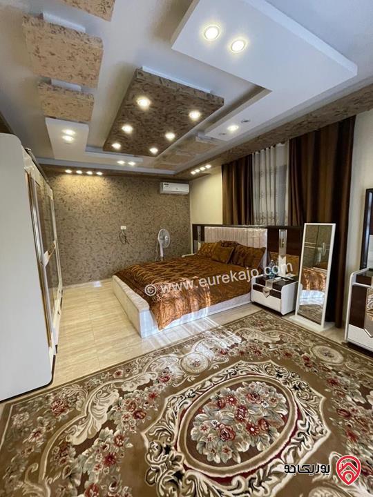 فيلا مساحة 700م على أرض 1 دونم مفروشة للإيجار في عمان - الجبيهة