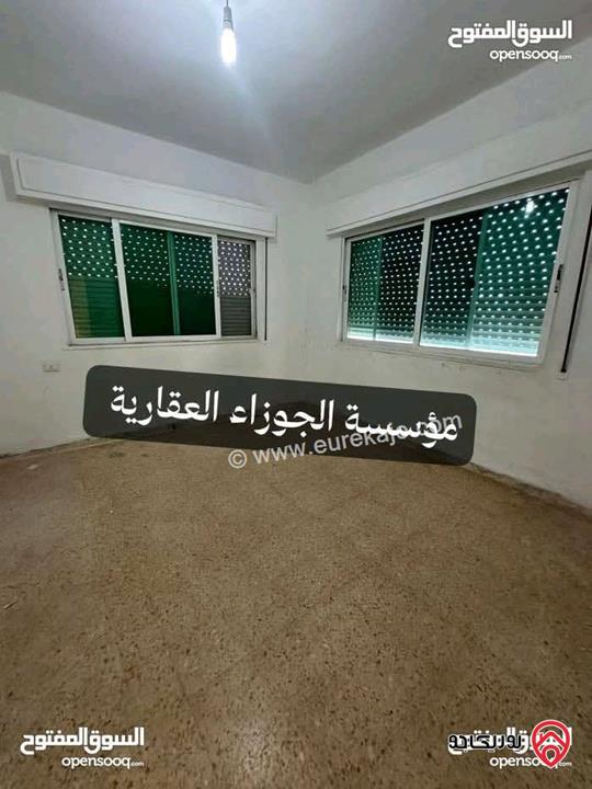 شقة فارغة مساحة 210م للايجار في عمان - الذراع الغربي