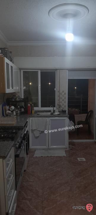 شقة مميزة طابق ثالث مساحة 110م للبيع في عمان – ضاحية الرشيد