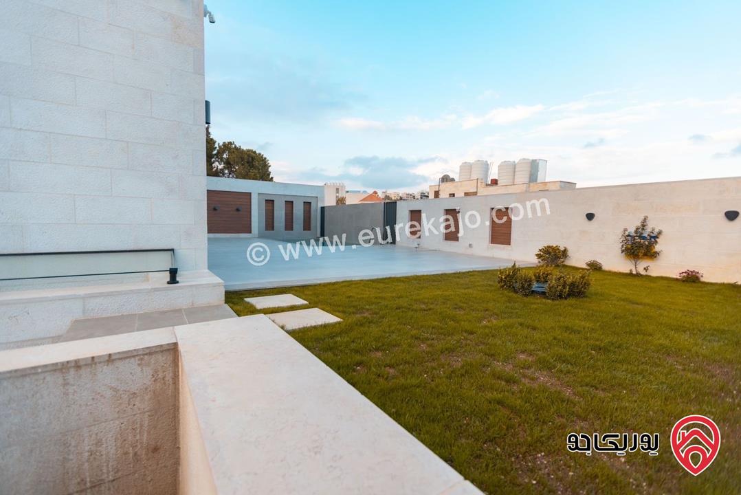 فيلا عدد 2 متلاصقات مساحة 780م على أرض 500م للبيع في عمان - دابوق منش 