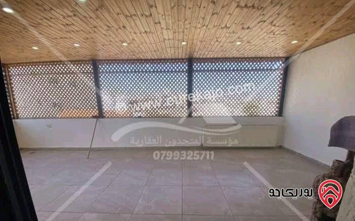 روف من فيلا مساحة 100م للإيجار فارغ في عمان - دابوق