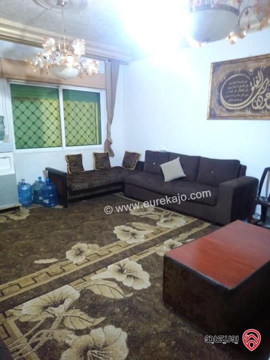 شقة طابق أرضي مساحة 150م داخلي و 50م خارجي للبيع في عمان - جبل الزهور