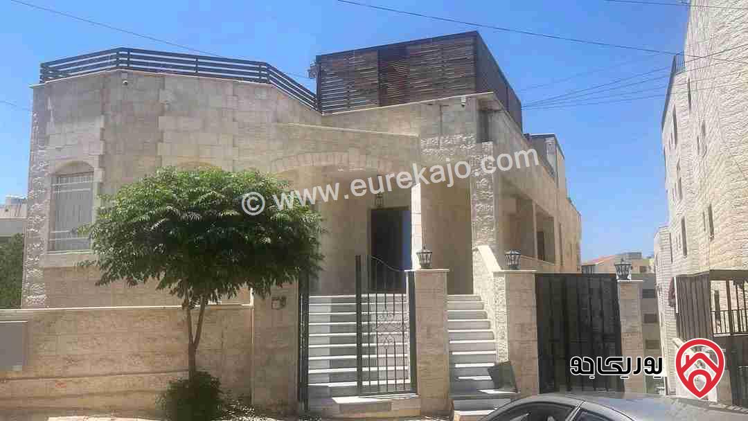 شقق عدد 3 للبيع مع السطح و نصف الارض في عمان -  ابو نصير  شارع الاردن